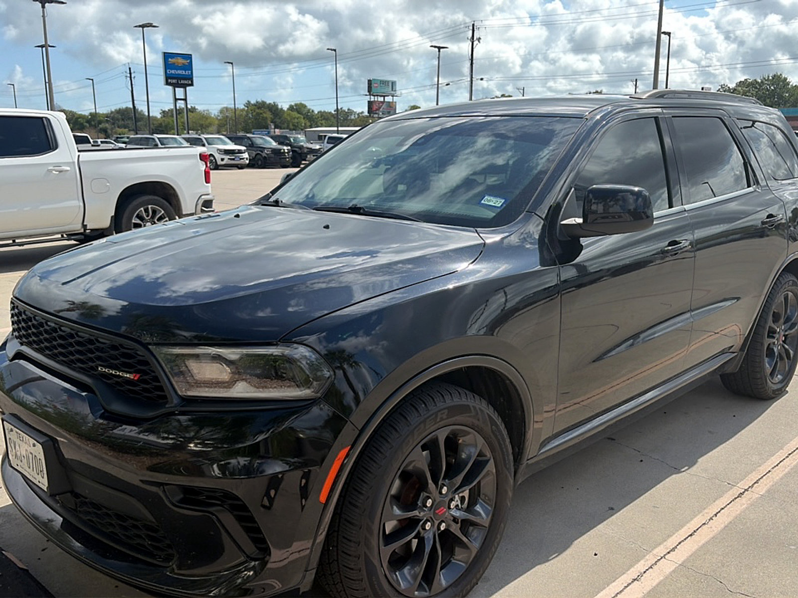 Used 2023 Dodge Durango GT RWD image 4