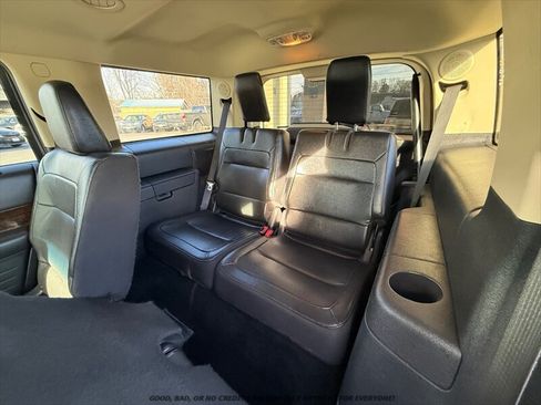 Used 2019 Ford Flex Limited AWD/4WD image 18