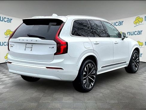 Used 2025 Volvo XC90 B6 Plus image 13