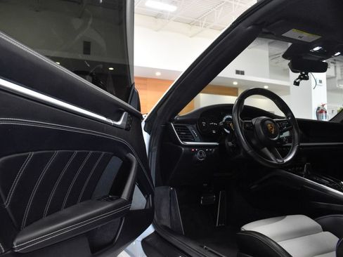 Used 2022 Porsche 911 Turbo S AWD/4WD image 15