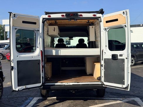 Used 2021 RAM ProMaster 2500 FWD image 10