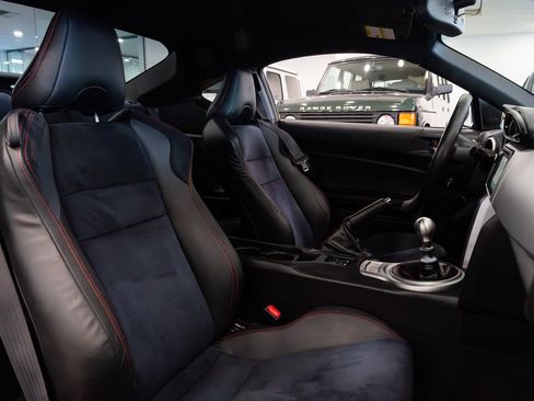 Used 2013 Subaru BRZ Limited w/ Popular Pkg 2C image 16