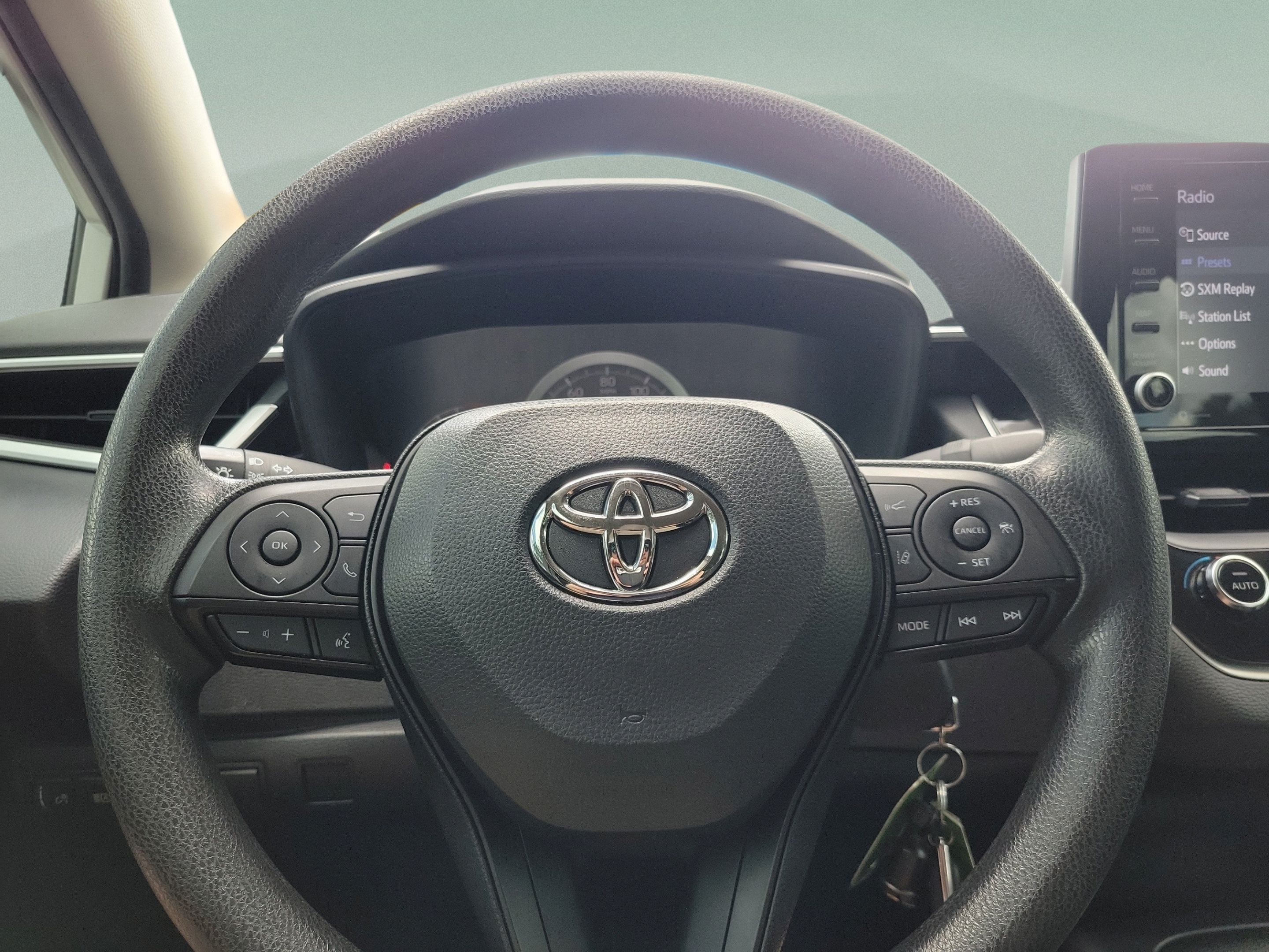 Used 2022 Toyota Corolla LE FWD image 20