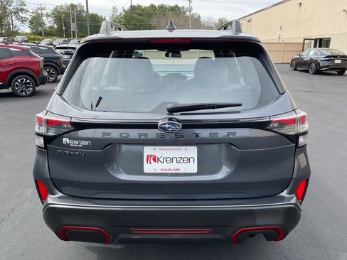 Used 2025 Subaru Forester AWD/4WD image 6