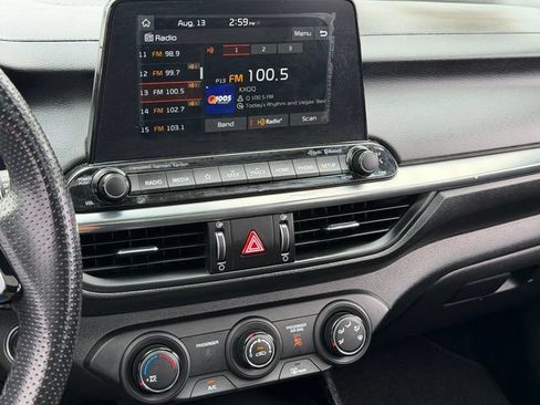 Used 2021 Kia Forte GT-Line w/ GT-Line Premium Package FWD image 19