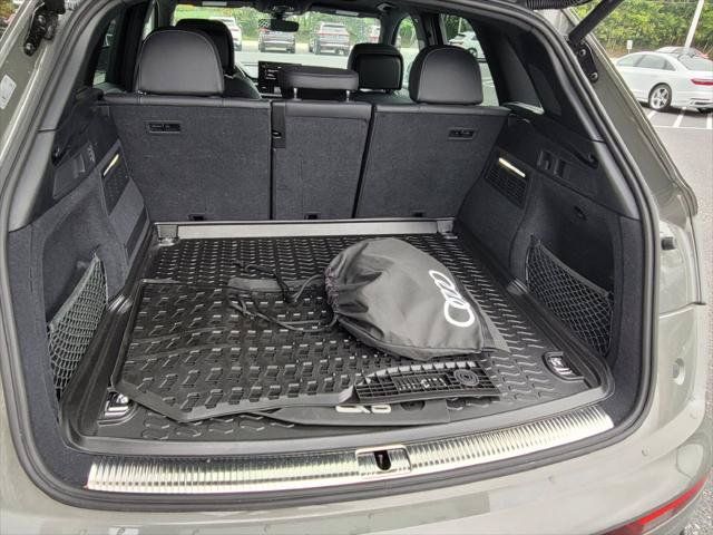 Used 2024 Audi Q5 e Premium Plus w/ Premium Plus Package AWD/4WD image 8