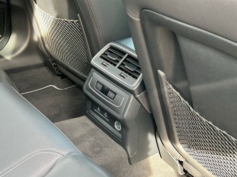 Used 2022 Audi A6 Premium Plus w/ Premium Plus Package image 40