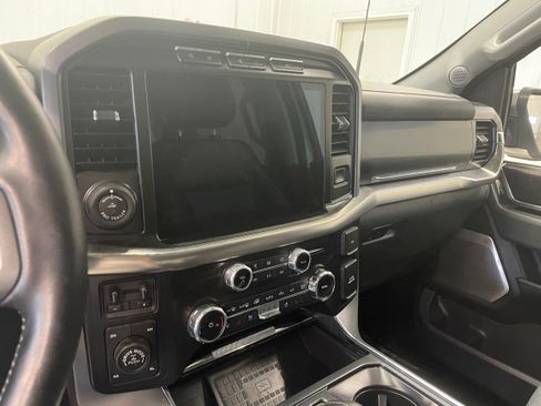 Used 2022 Ford F150 Lariat w/ Equipment Group 502A High AWD/4WD image 18