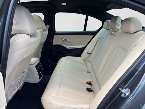 Used 2019 BMW 330i xDrive Sedan w/ Premium Package AWD/4WD image 37