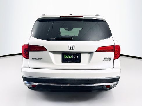 Used 2018 Honda Pilot Elite image 7