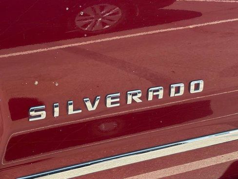 Used 2017 Chevrolet Silverado 1500 LTZ RWD image 8