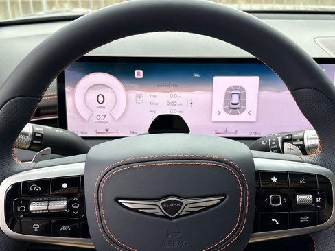 New 2026 Genesis GV70 2.5T Sport Prestige AWD/4WD image 25