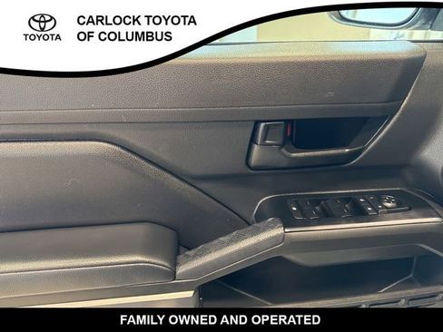 Used 2025 Toyota Tacoma SR5 image 11