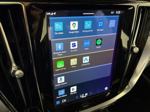 Used 2024 Volvo S60 B5 Core image 30