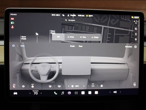 Used 2023 Tesla Model Y Long Range image 27