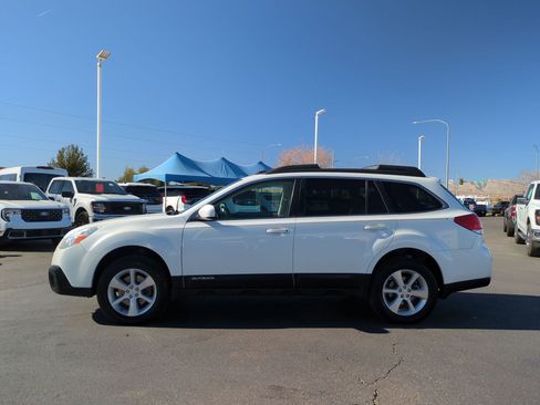 Used 2013 Subaru Outback 3.6R Limited w/ Moonroof Pkg image 7