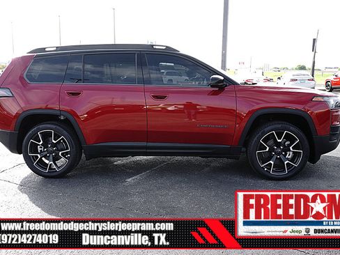 New 2026 Jeep Cherokee Overland image 6