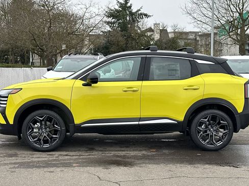 New 2026 Nissan Kicks SR image 5