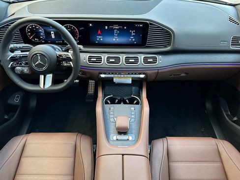 New 2026 Mercedes-Benz GLS 450 4MATIC image 12