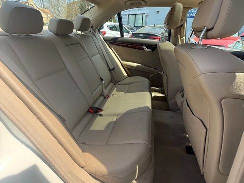 Used 2011 Mercedes-Benz C 300 4MATIC Sedan image 16