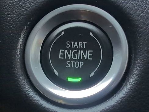 Used 2024 Chevrolet Suburban RST w/ Luxury Package image 16