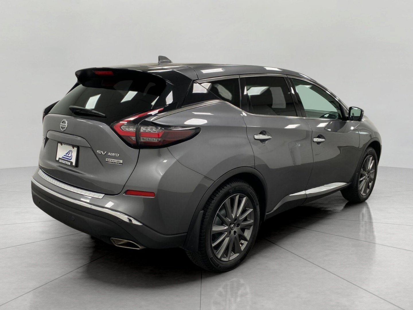 Used 2021 Nissan Murano SV w/ SV Special Edition Package AWD/4WD image 4