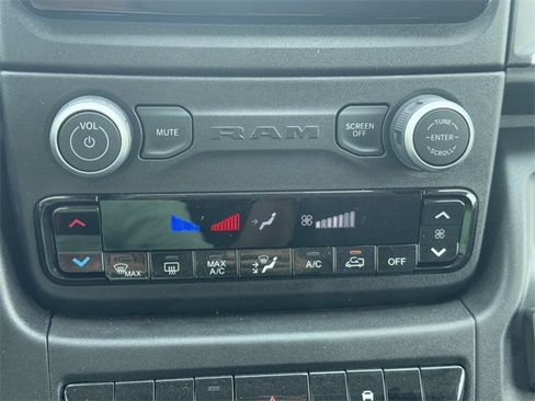 New 2025 RAM ProMaster 1500 w/ Quick Order Package 22G SLT image 26