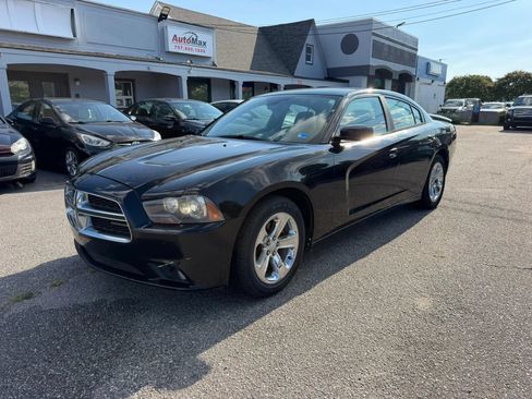 Used 2012 Dodge Charger SXT Plus RWD image 1
