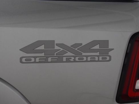Used 2022 RAM 2500 Limited AWD/4WD image 26
