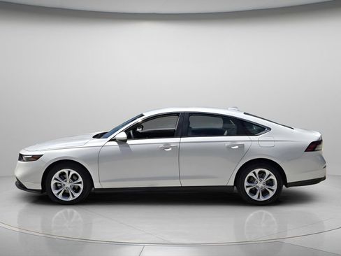 Certified 2024 Honda Accord LX image 4