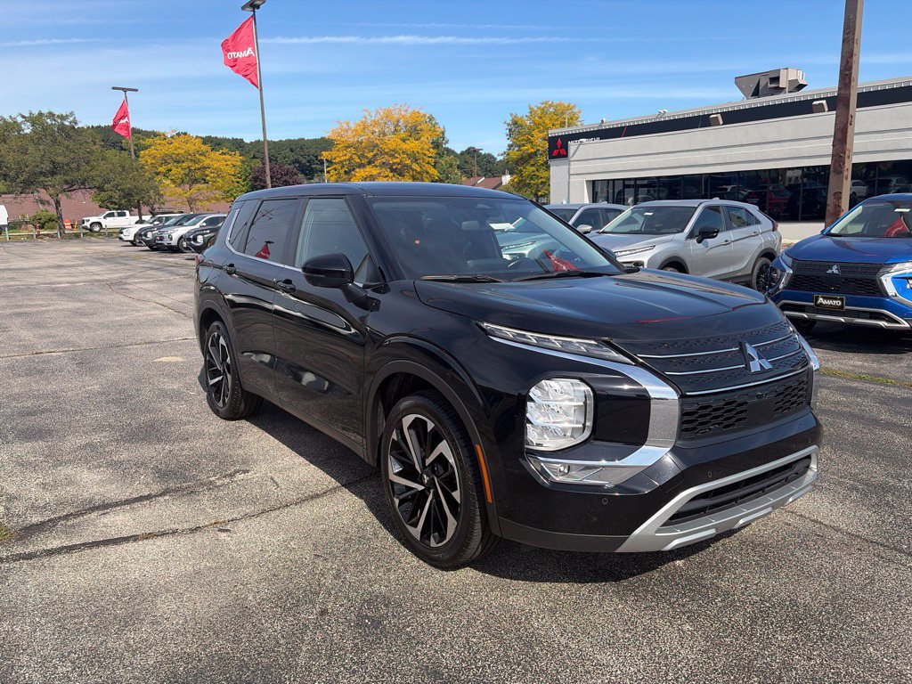 Used 2024 Mitsubishi Outlander SE FWD image 8