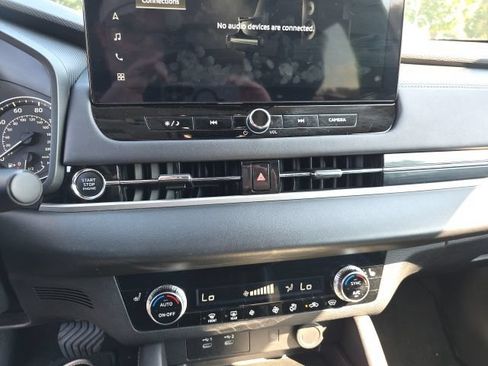 Used 2025 Mitsubishi Outlander SE AWD/4WD image 20