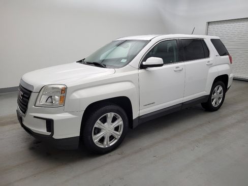 Used 2017 GMC Terrain SLE AWD/4WD image 2