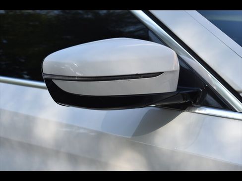 Used 2019 BMW 540i w/ Convenience Package RWD image 52