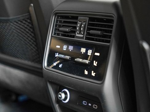 New 2026 Porsche Cayenne image 26