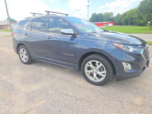Used 2018 Chevrolet Equinox Premier FWD image 12