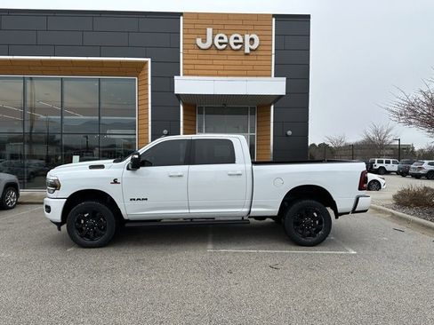 Used 2023 RAM 2500 Big Horn w/ Level B Equipment Group image 9