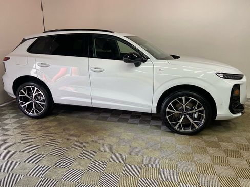 New 2026 Audi Q3 quattro 2.0T image 3