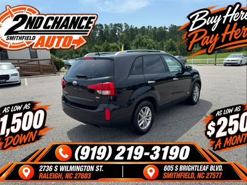 Used 2014 Kia Sorento LX AWD/4WD image 4