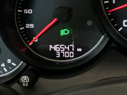 Used 2012 Porsche Cayenne AWD/4WD image 19