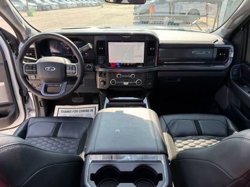 Used 2025 Ford F250 Lariat w/ Lariat Ultimate Package AWD/4WD image 24