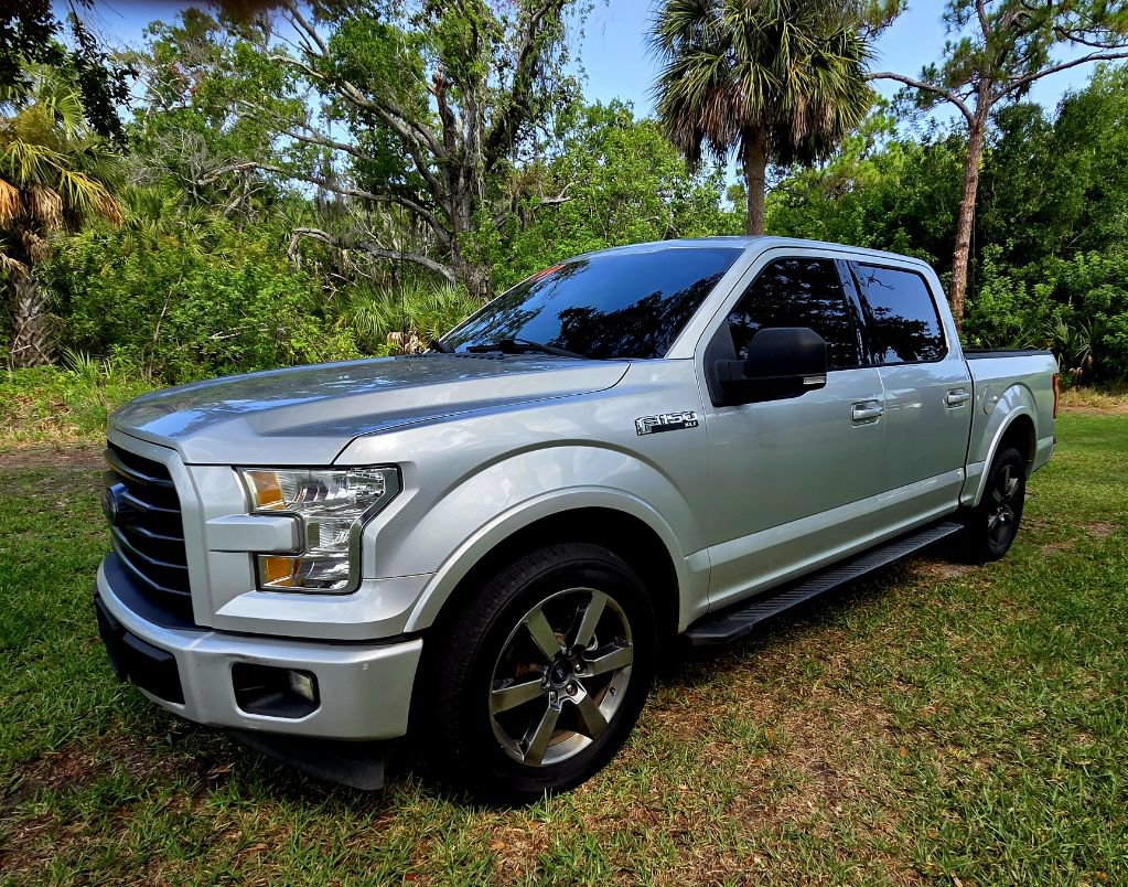 Used 2017 Ford F150 XLT w/ Equipment Group 302A Luxury RWD image 1