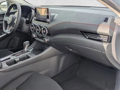 Used 2025 Nissan Sentra SR image 20