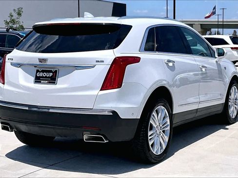Used 2017 Cadillac XT5 Premium Luxury w/ Driver Assist Package FWD image 13