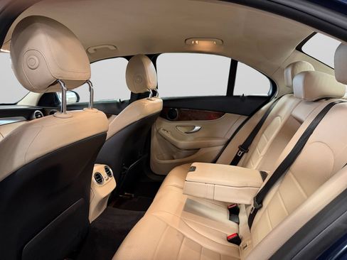 Used 2015 Mercedes-Benz C 300 4MATIC Sedan image 34