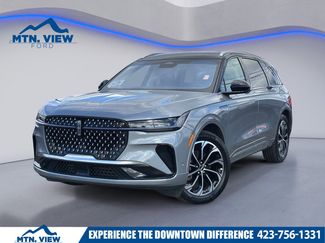 Used 2024 Lincoln Nautilus Reserve video 1