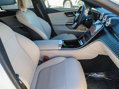 Used 2023 Mercedes-Benz C 300 Sedan image 16