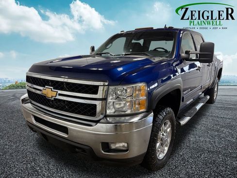 Used 2014 Chevrolet Silverado 2500 LT w/ Interior Plus Package image 15