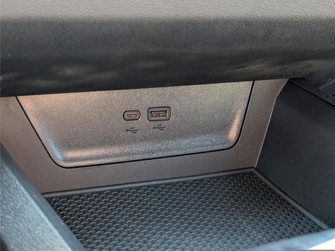 New 2026 Chevrolet Equinox RS w/ Safety and Technology Package FWD image 16