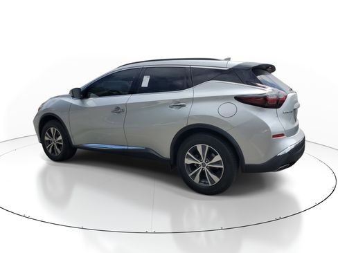 Used 2023 Nissan Murano SV AWD/4WD image 4